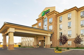 Отель Holiday Inn Express Grande Prairie, an IHG Hotel  Гранде Праирие